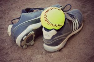 best youth baseball cleats for wide feet