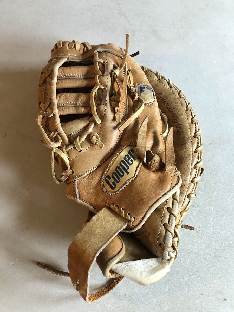 How to Find the Age of My Vintage Baseball Glove